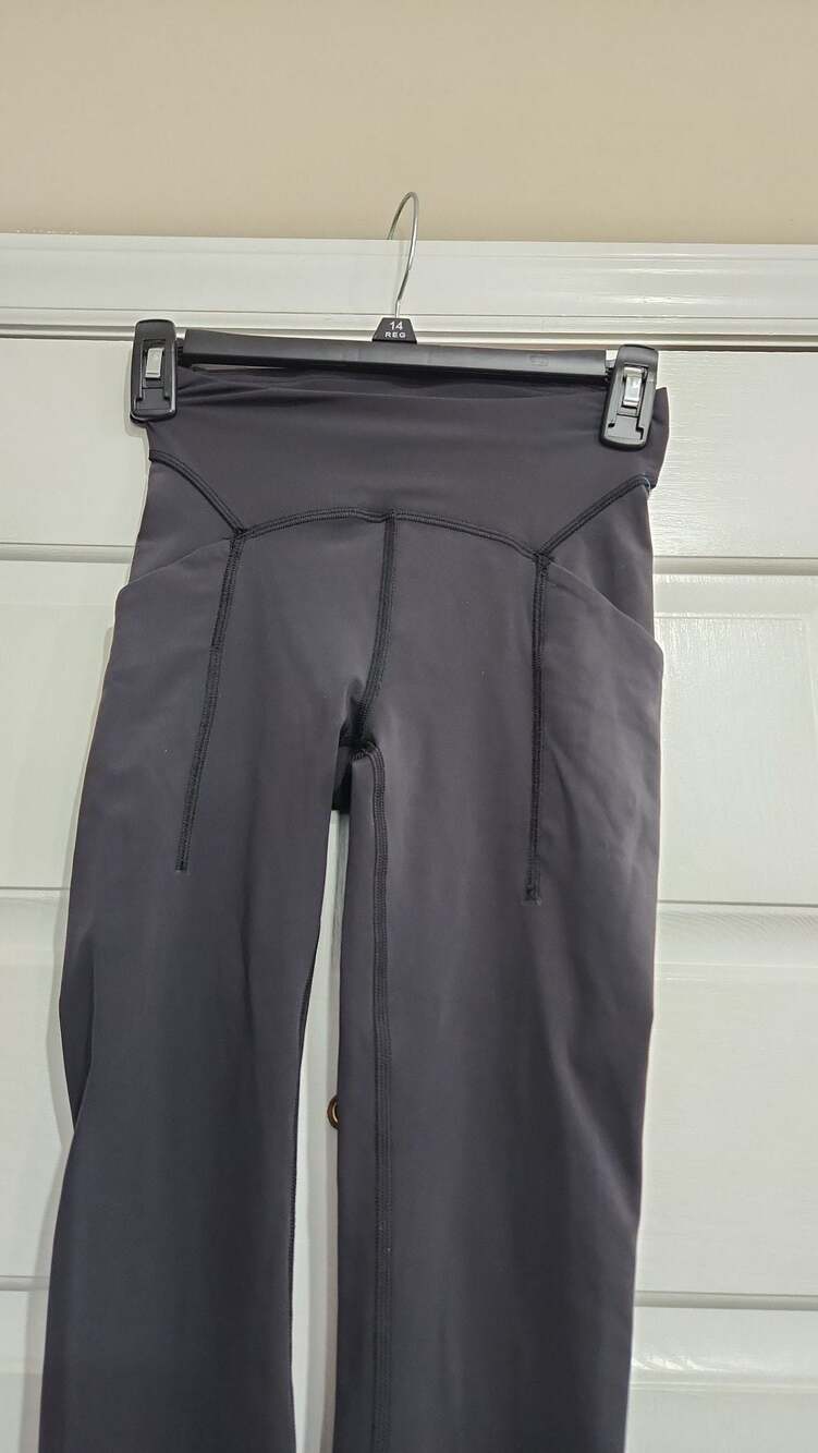 Lululemon All the Right Places High-Rise Crop 23" with Pockets Black Size 2 - Picture 2 of 5